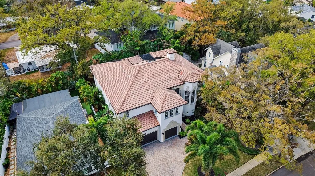 610 Marmora Avenue Tampa FL 33606