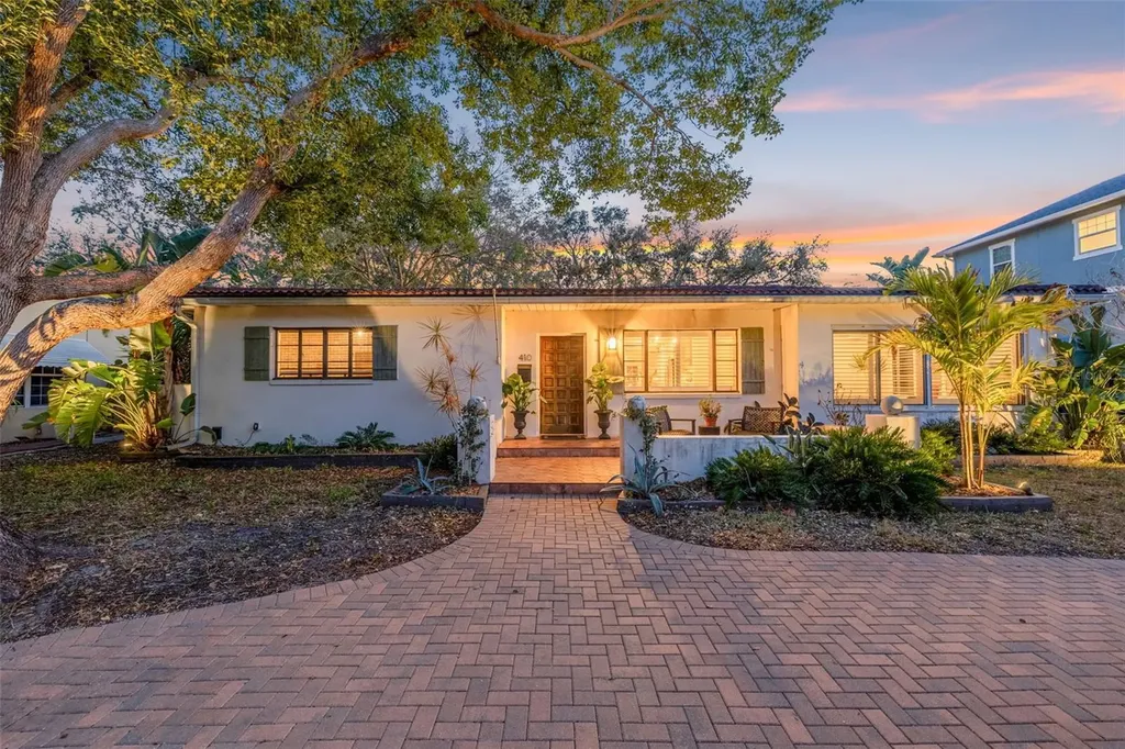410 35th Avenue NE St Petersburg FL 33704