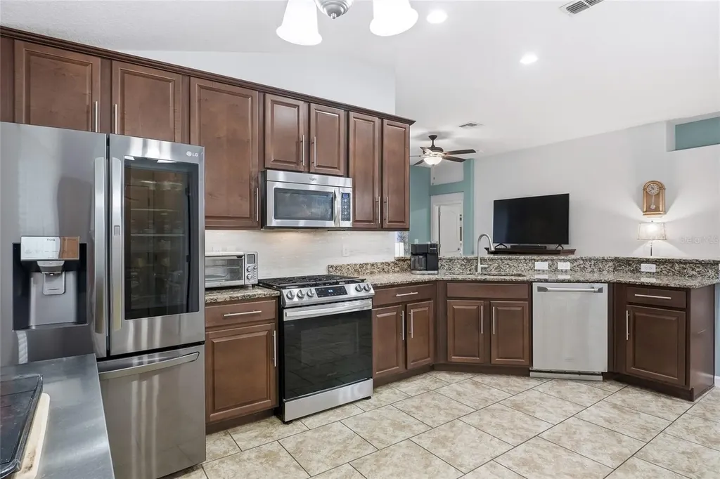 476 Sauvignon Way Groveland FL 34736