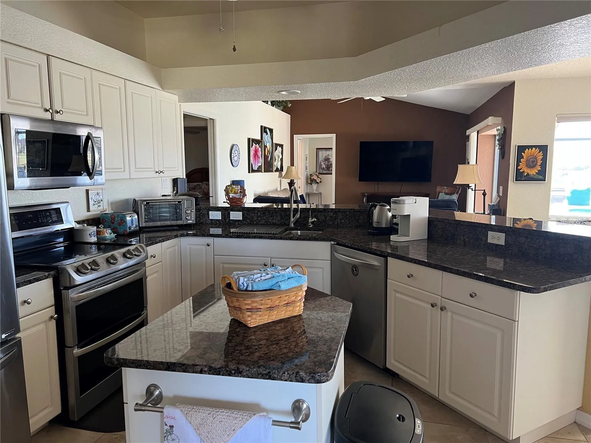9458 Melody Circle Port Charlotte FL 33981