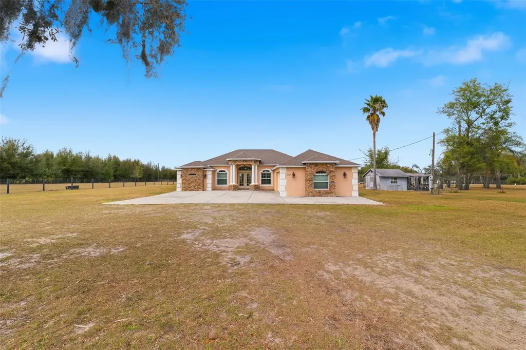 27001 Baxter Street Brooksville FL 34602
