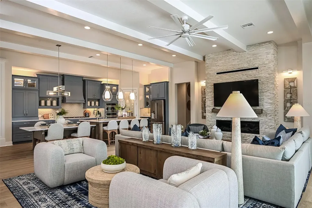 4223 Springhouse Circle Lakewood Ranch FL 34211