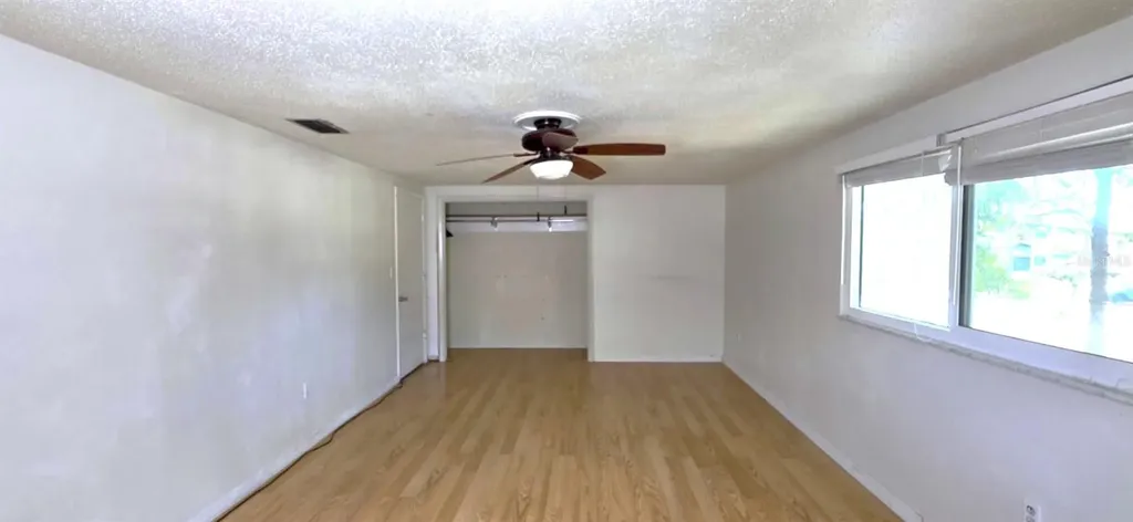 1595 Oak Lane Clearwater FL 33764