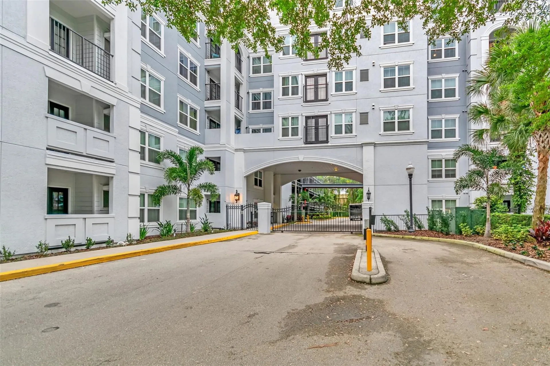 300 E South Street Orlando FL 32801