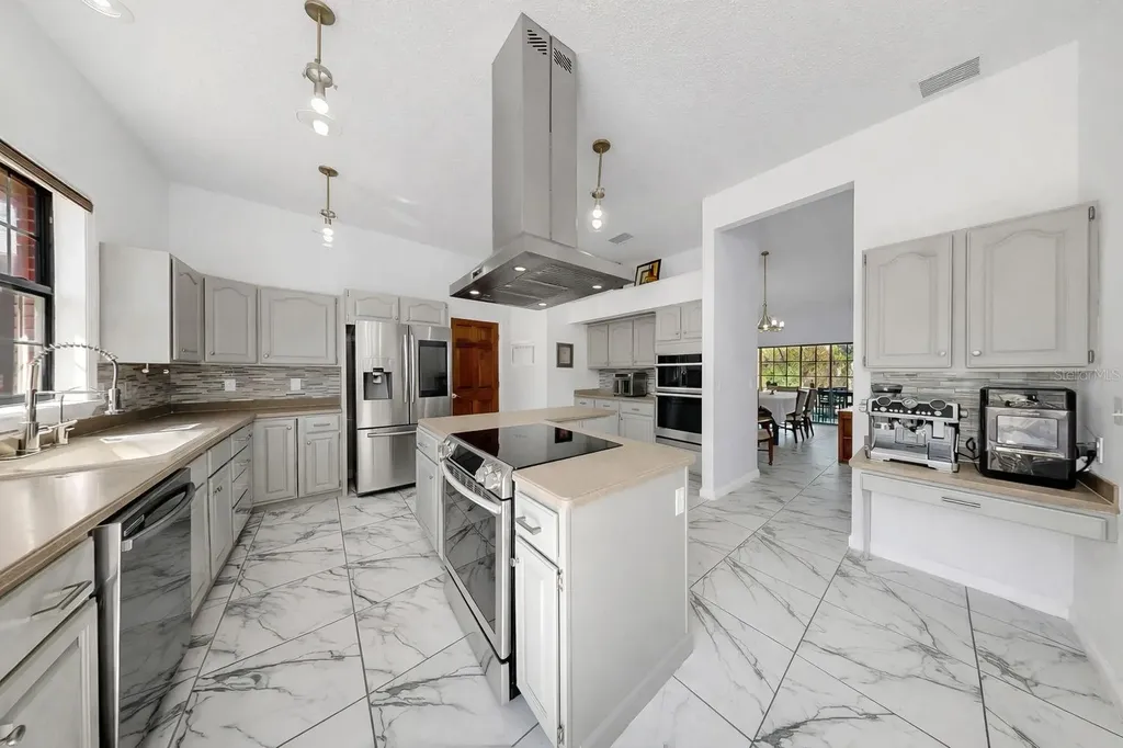 13607 2nd Avenue E Bradenton FL 34212