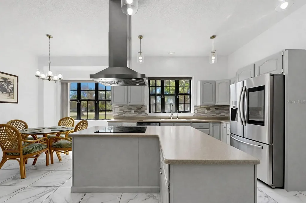 13607 2nd Avenue E Bradenton FL 34212