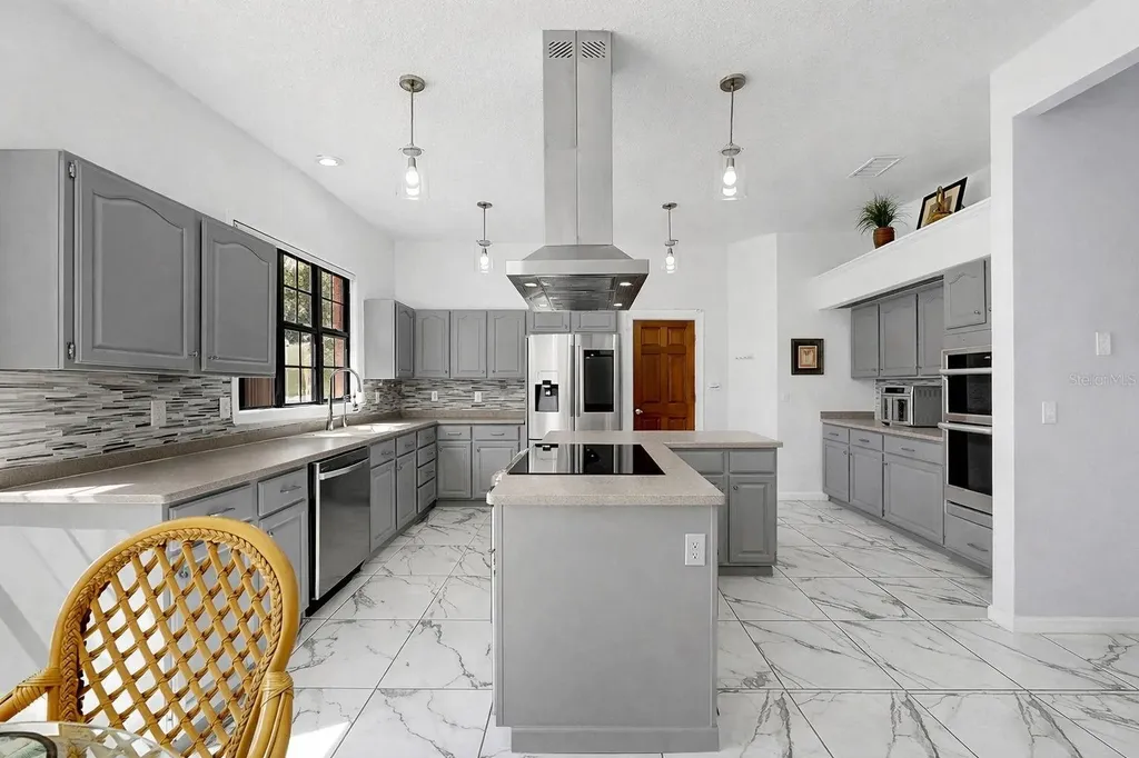 13607 2nd Avenue E Bradenton FL 34212
