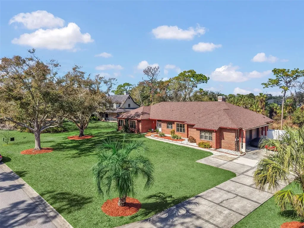 13607 2nd Avenue E Bradenton FL 34212