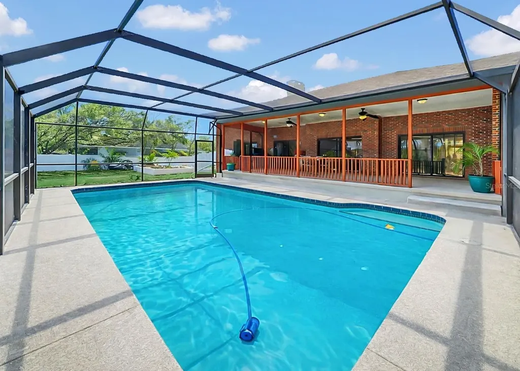 13607 2nd Avenue E Bradenton FL 34212