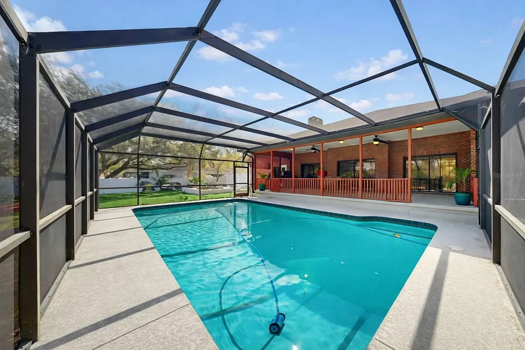 13607 2nd Avenue E Bradenton FL 34212