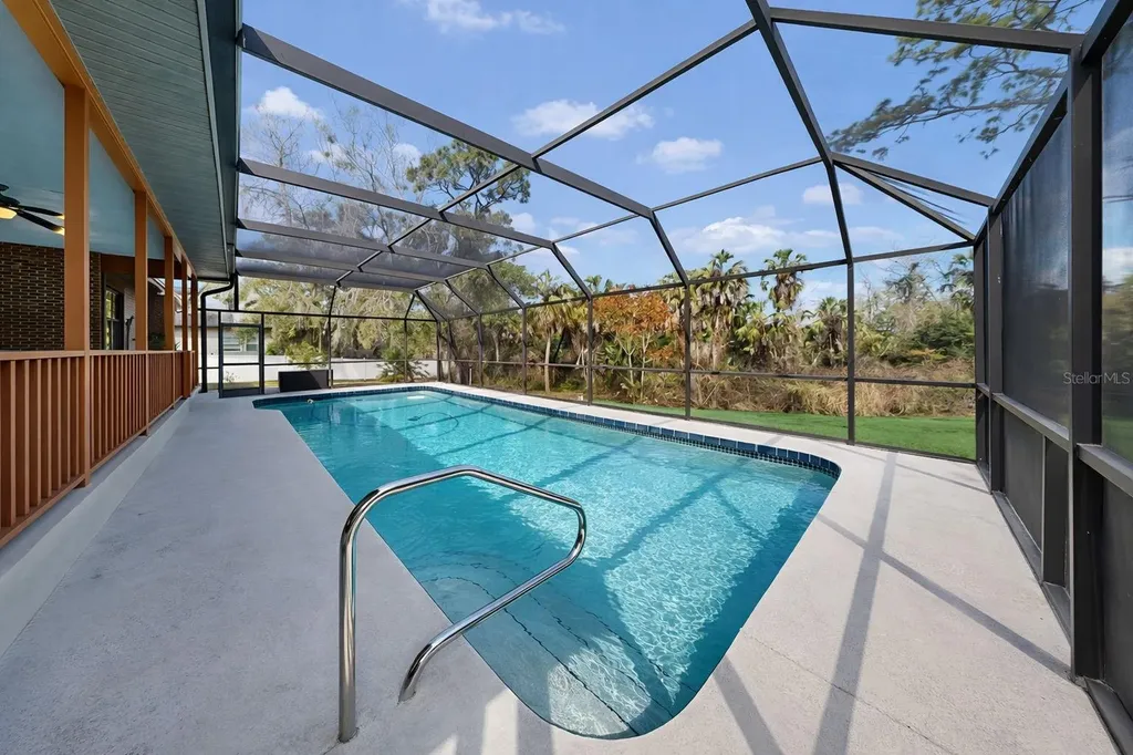 13607 2nd Avenue E Bradenton FL 34212