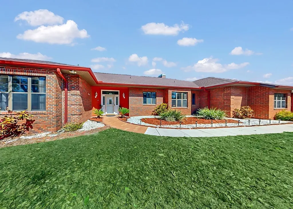 13607 2nd Avenue E Bradenton FL 34212