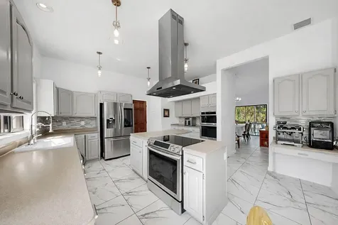 13607 2nd Avenue E Bradenton FL 34212