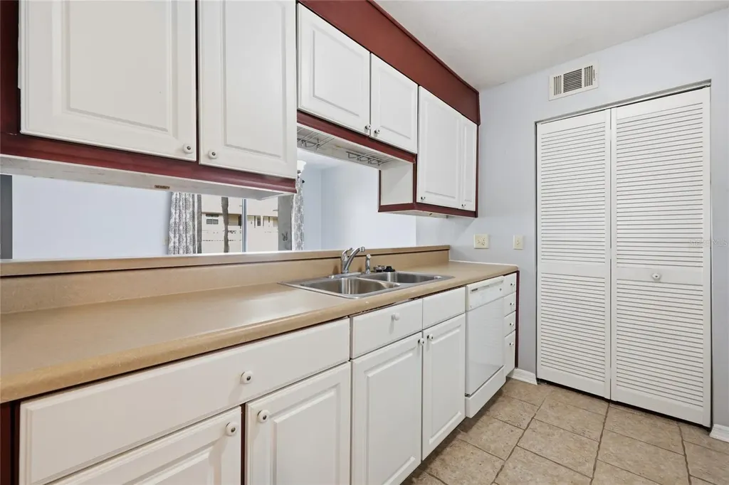 6400 NW 106th Place Alachua FL 32615