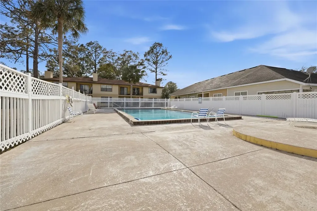 6400 NW 106th Place Alachua FL 32615