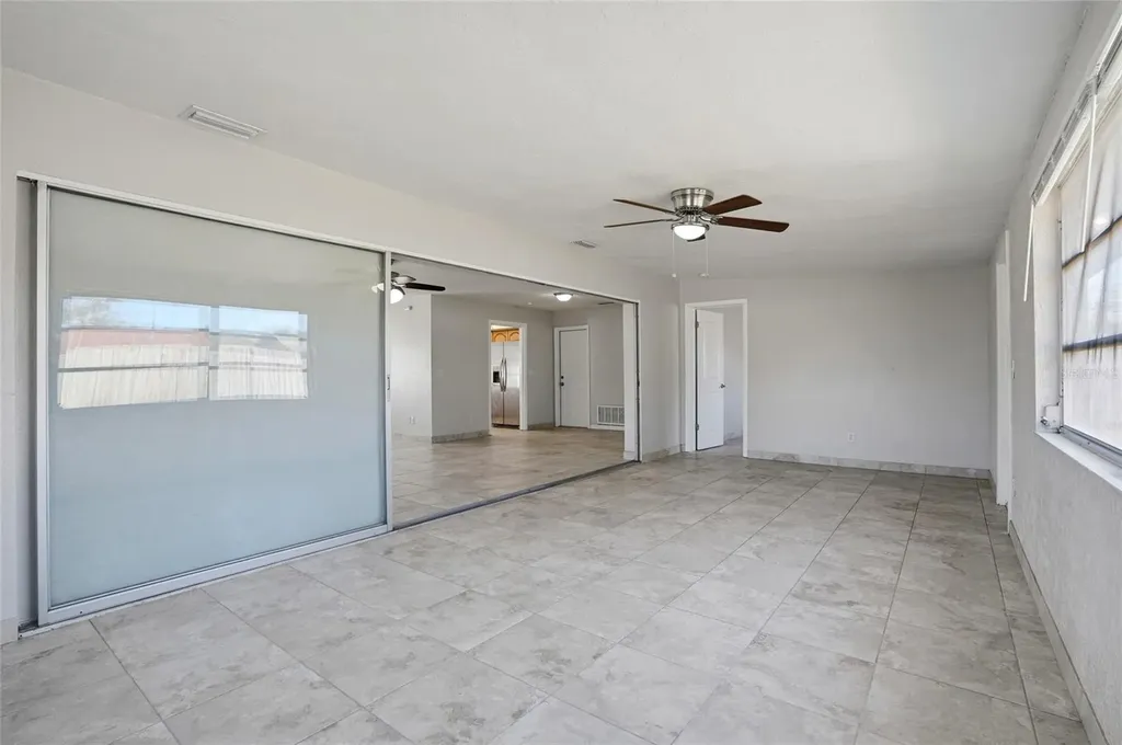 6338 21st Street N St Petersburg FL 33702