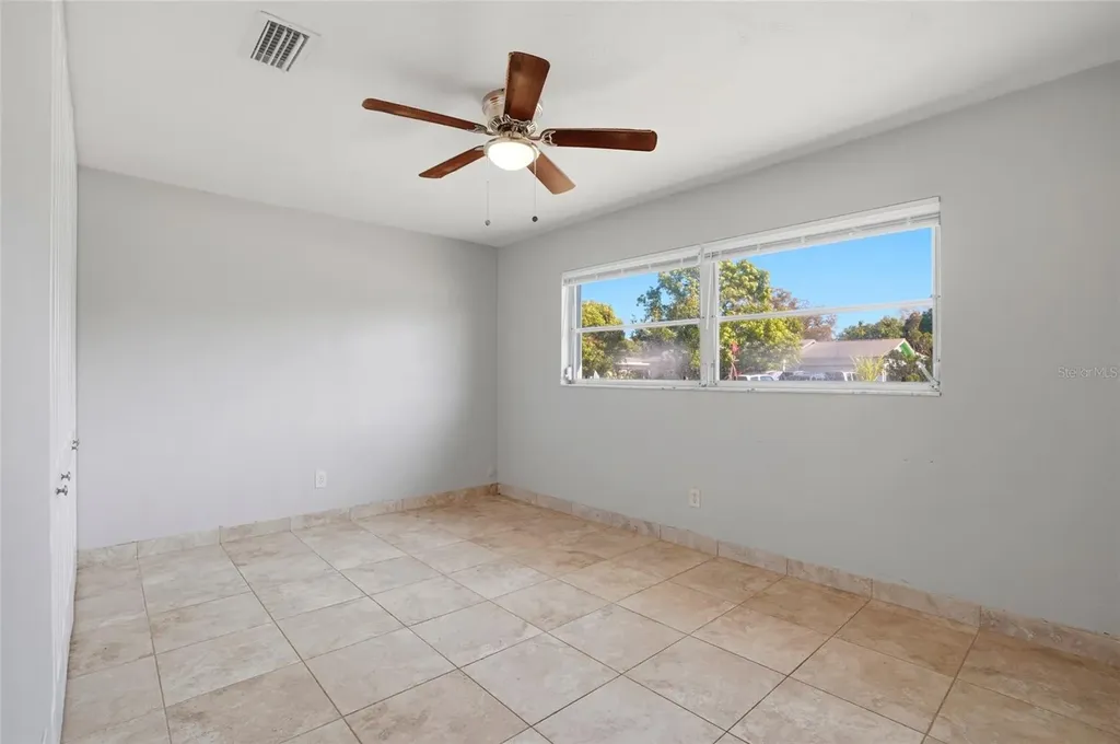 6338 21st Street N St Petersburg FL 33702