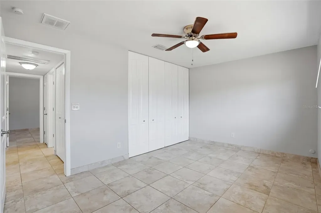 6338 21st Street N St Petersburg FL 33702