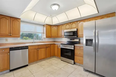 6338 21st Street N St Petersburg FL 33702