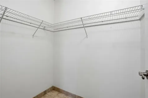 6338 21st Street N St Petersburg FL 33702