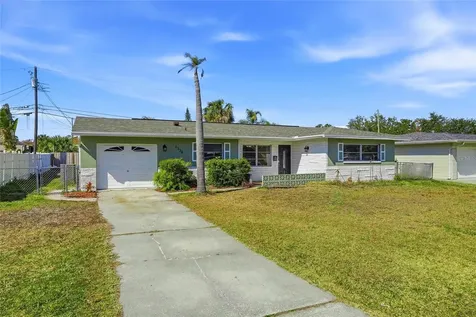 6338 21st Street N St Petersburg FL 33702