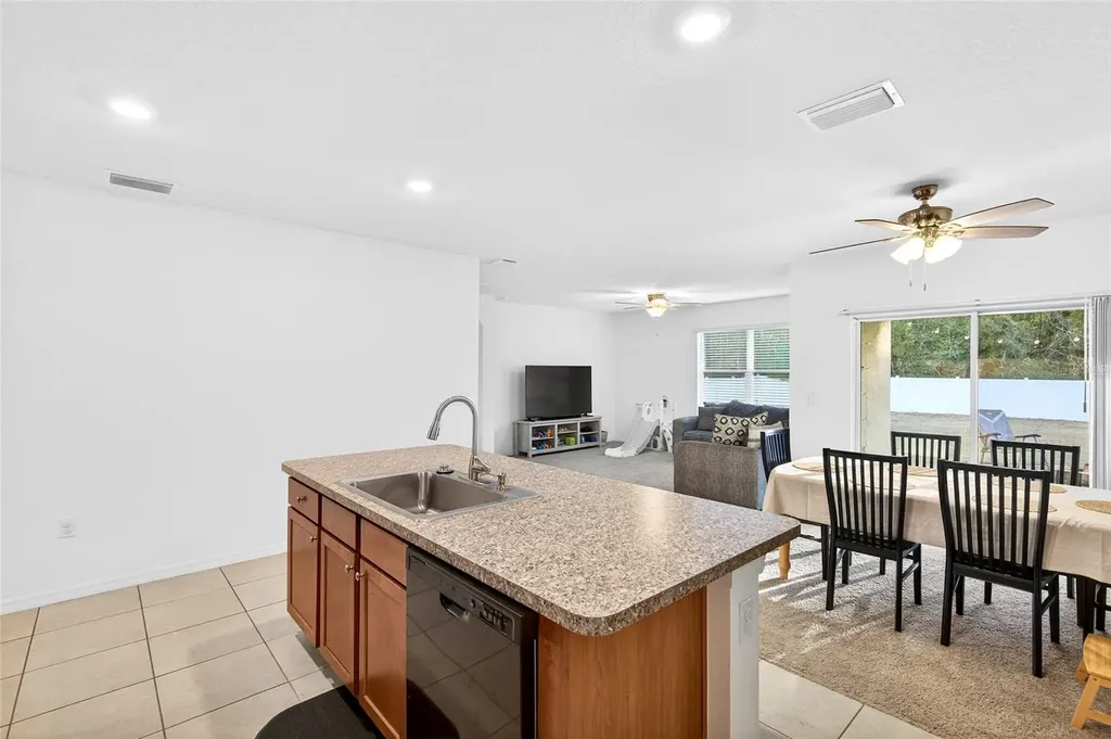2530 NE 42nd Road Ocala FL 34470