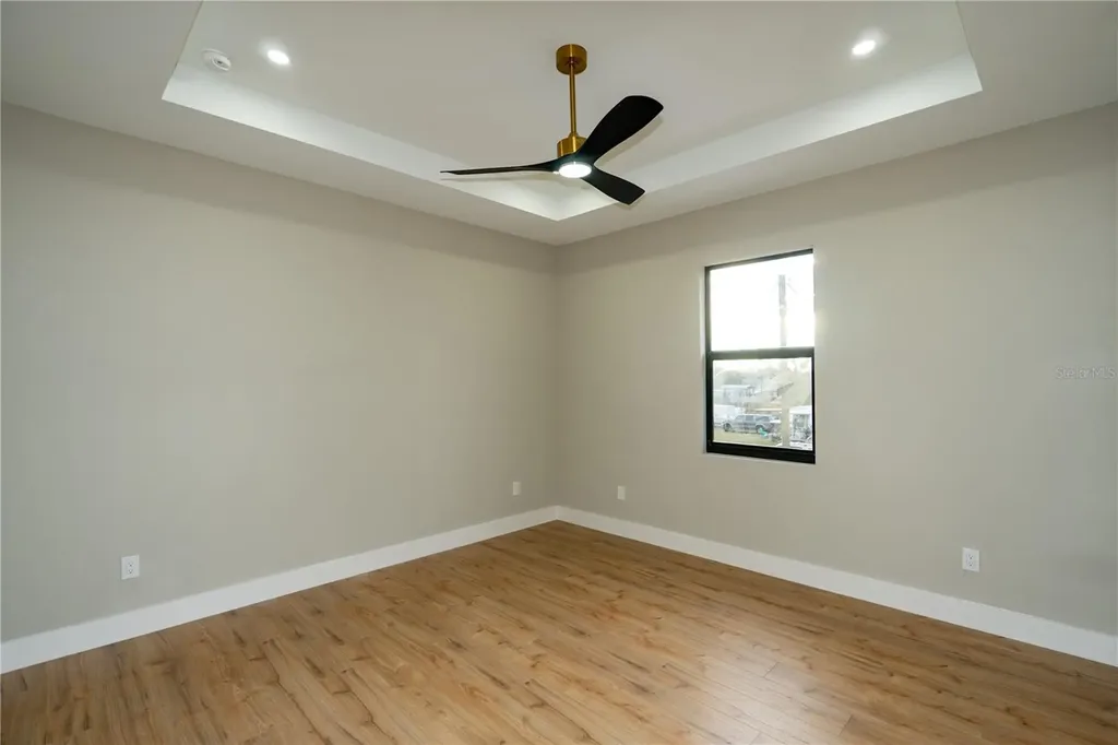 12905 Worchester Avenue Tampa FL 33624