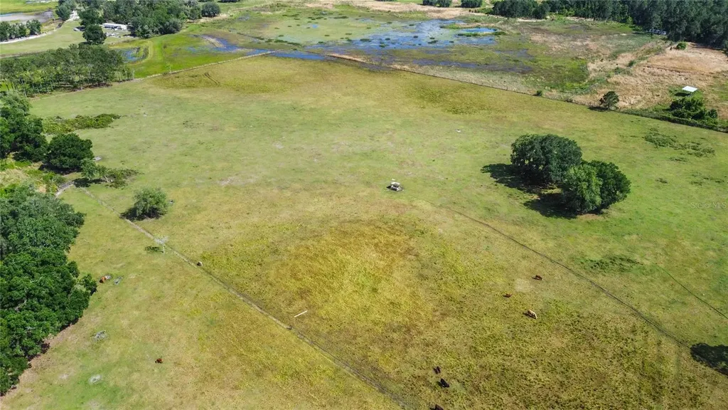 SE 51st Lane Center Hill FL 33514