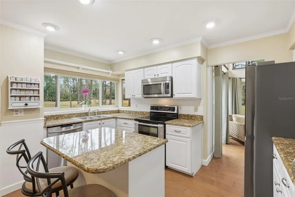 117 Meadowbrook Circle Daytona Beach FL 32114