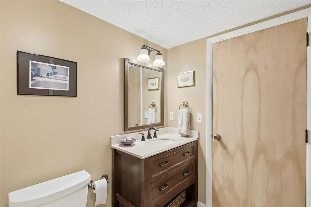 117 Meadowbrook Circle Daytona Beach FL 32114