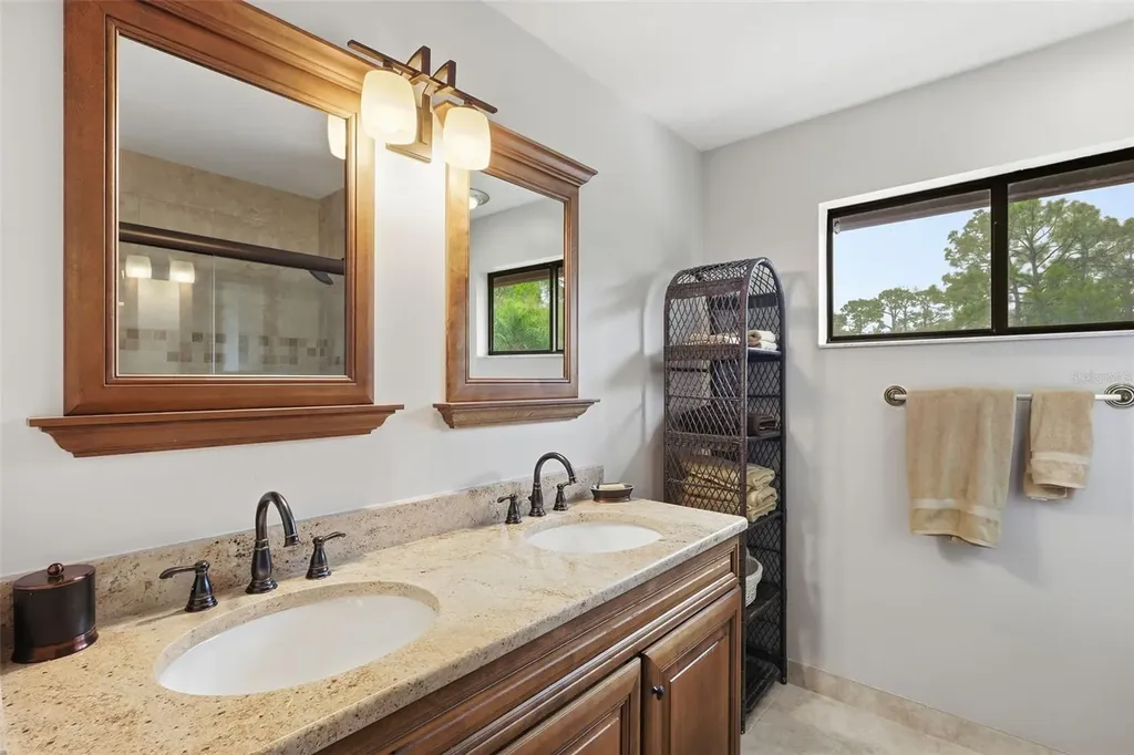 117 Meadowbrook Circle Daytona Beach FL 32114