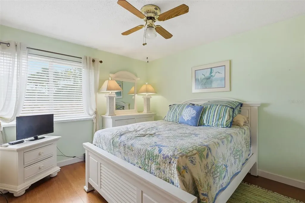 117 Meadowbrook Circle Daytona Beach FL 32114