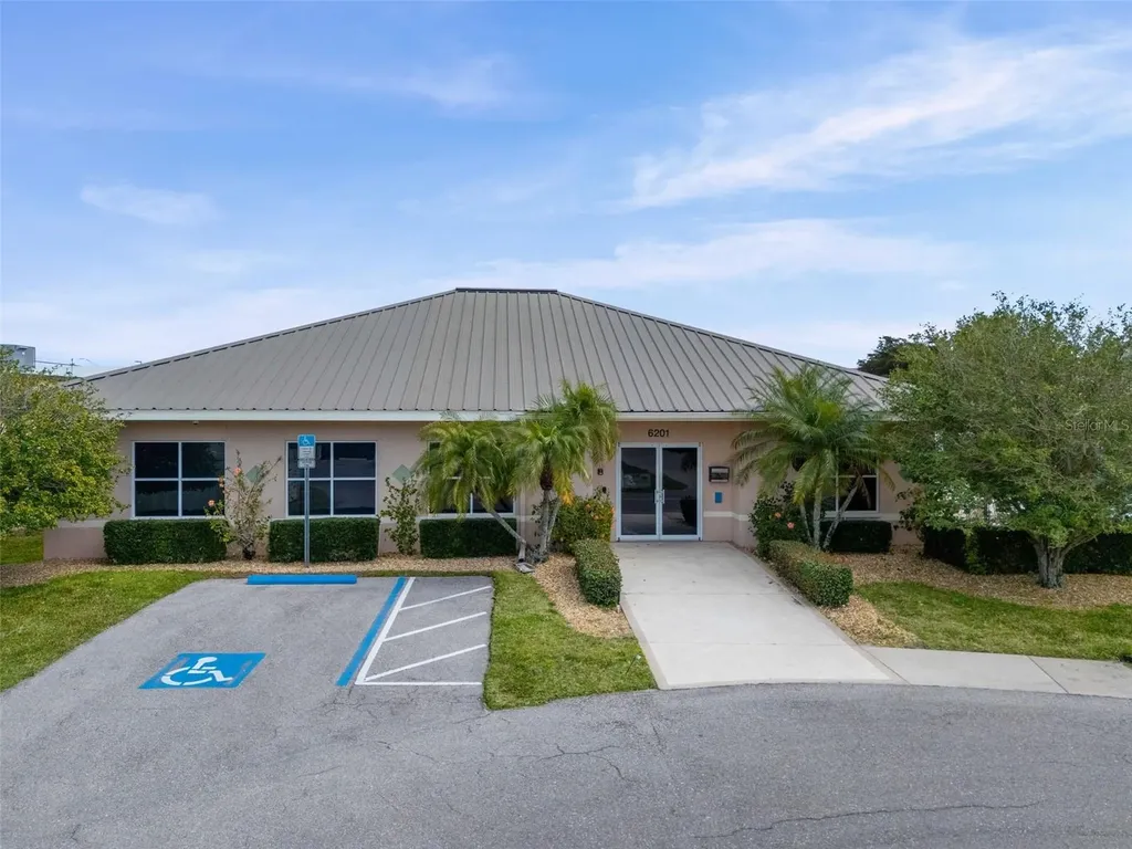 6320 7th Avenue W Bradenton FL 34209