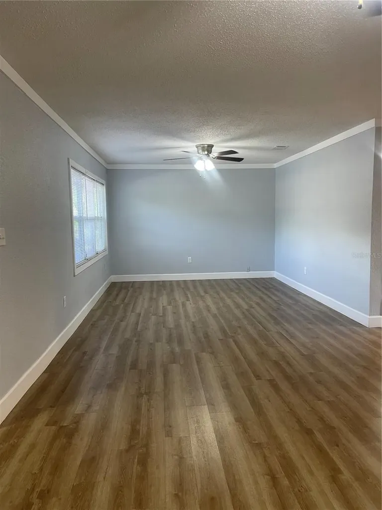211 NW Highway 441 Micanopy FL 32667