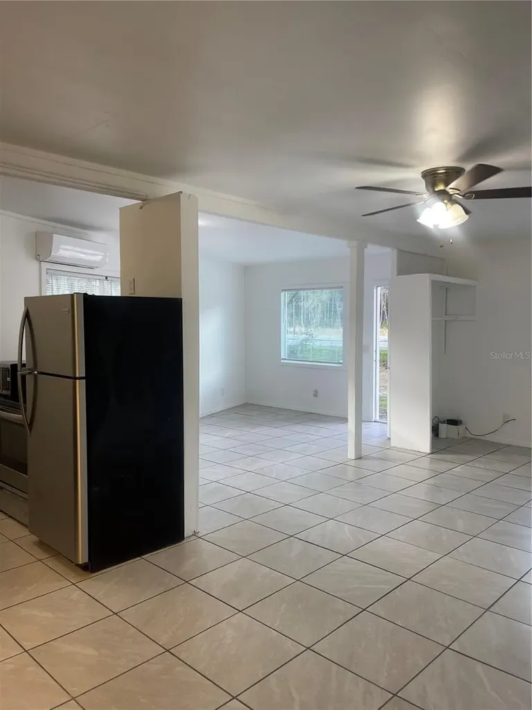 211 NW Highway 441 Micanopy FL 32667