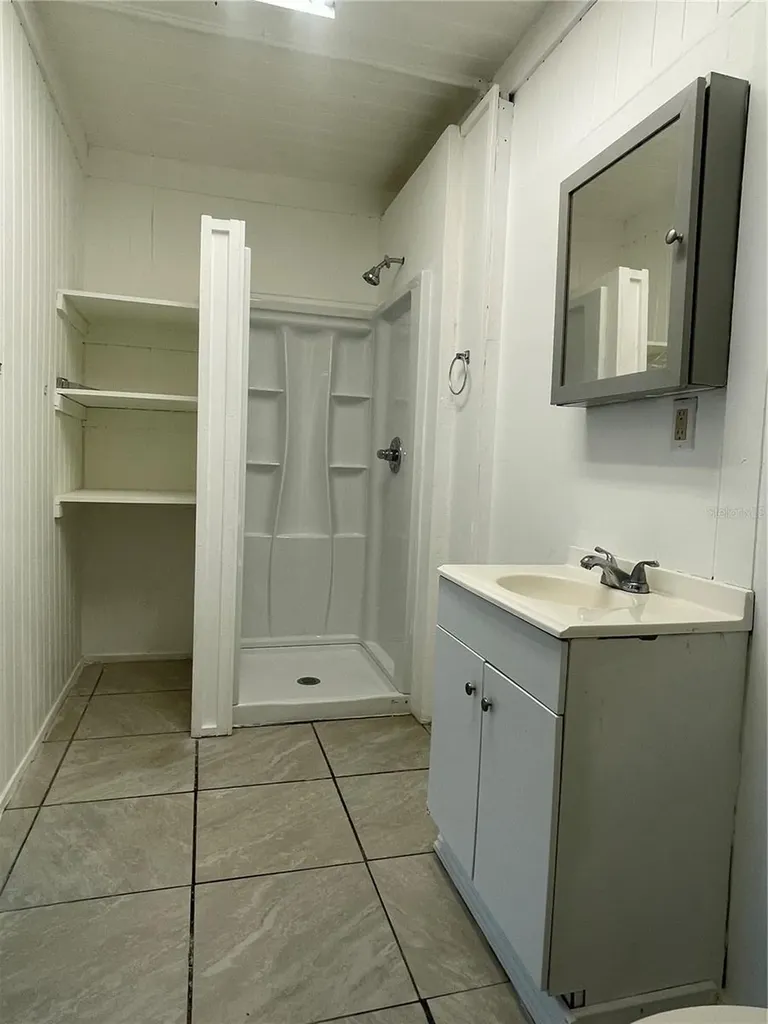 211 NW Highway 441 Micanopy FL 32667