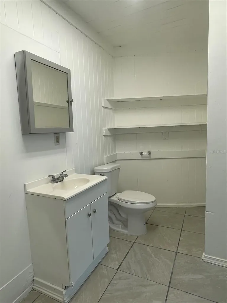 211 NW Highway 441 Micanopy FL 32667