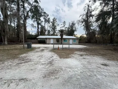 211 NW Highway 441 Micanopy FL 32667