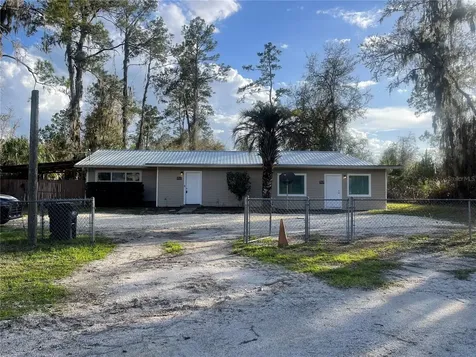 211 NW Highway 441 Micanopy FL 32667