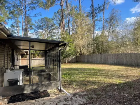 211 NW Highway 441 Micanopy FL 32667