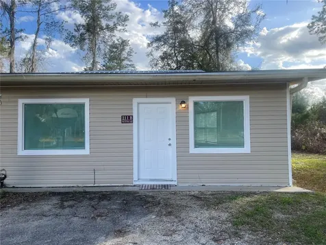 211 NW Highway 441 Micanopy FL 32667