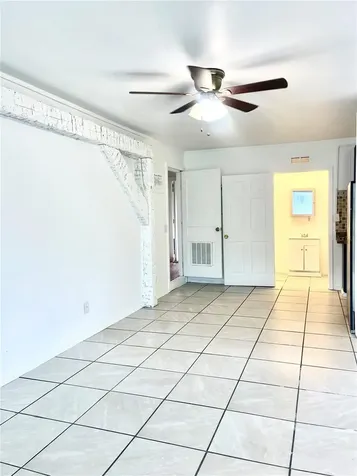 211 NW Highway 441 Micanopy FL 32667