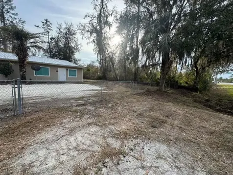 211 NW Highway 441 Micanopy FL 32667