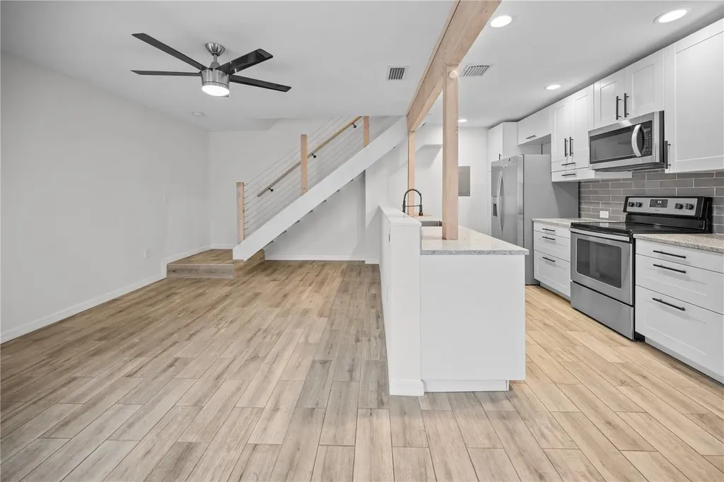 1832 Bough Avenue Clearwater FL 33760