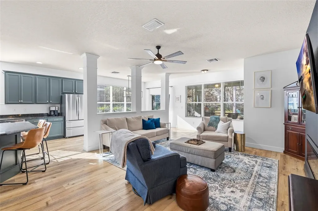 15814 Starling Water Drive Lithia FL 33547