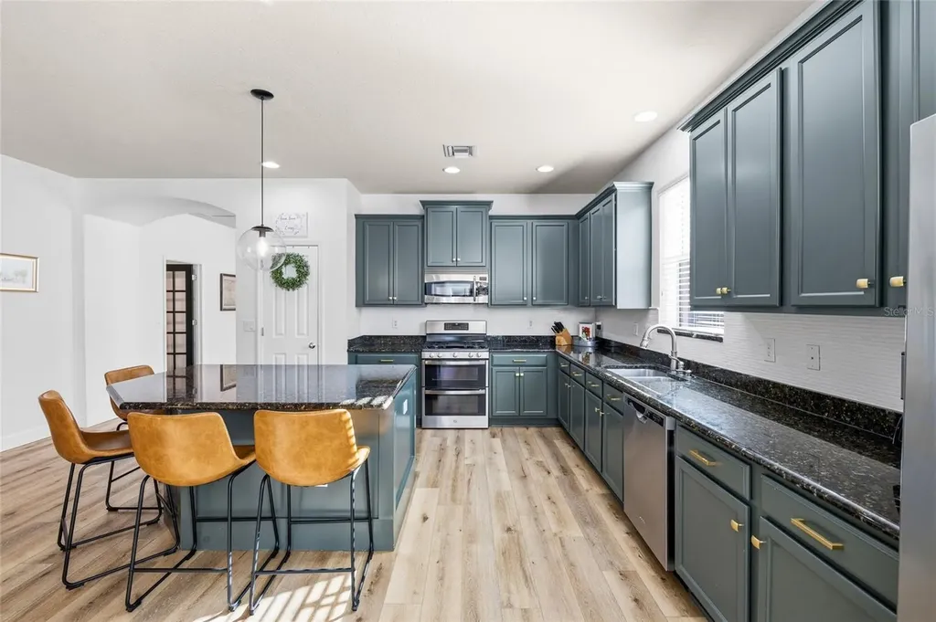 15814 Starling Water Drive Lithia FL 33547