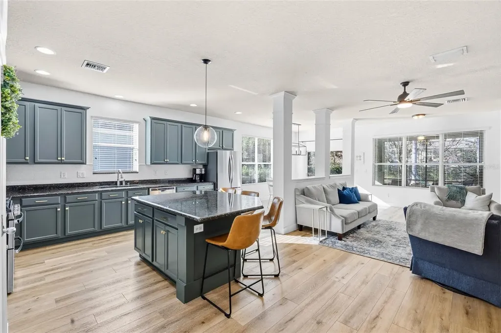 15814 Starling Water Drive Lithia FL 33547
