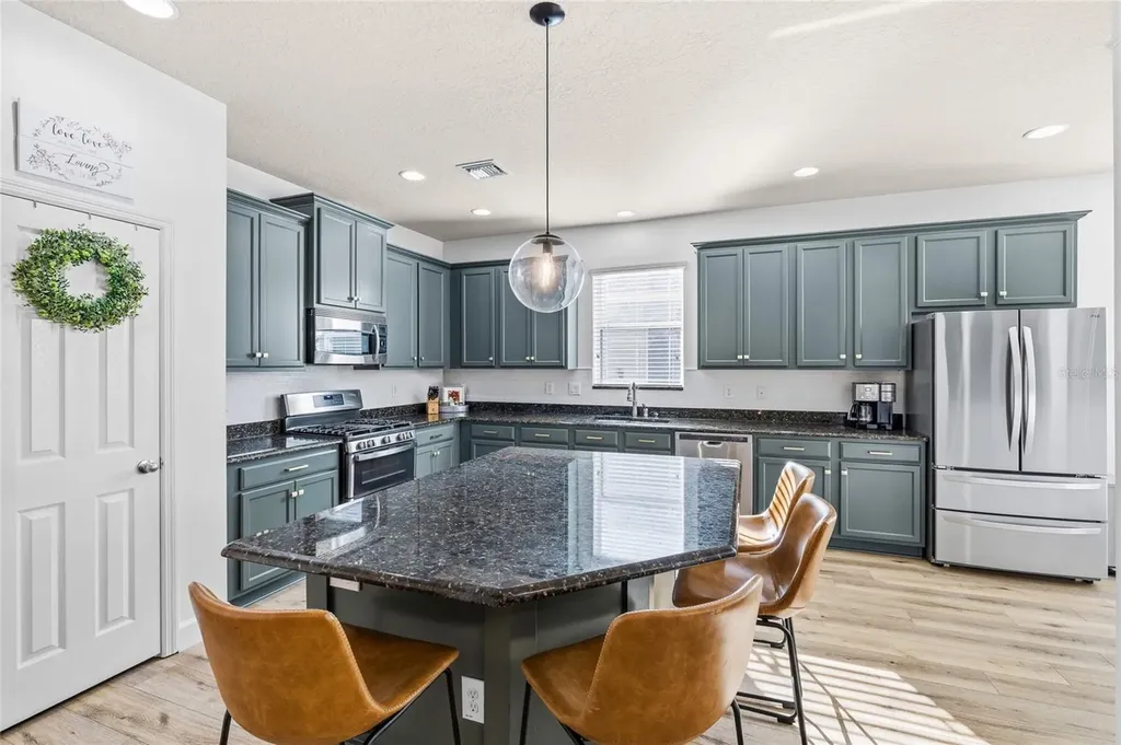 15814 Starling Water Drive Lithia FL 33547