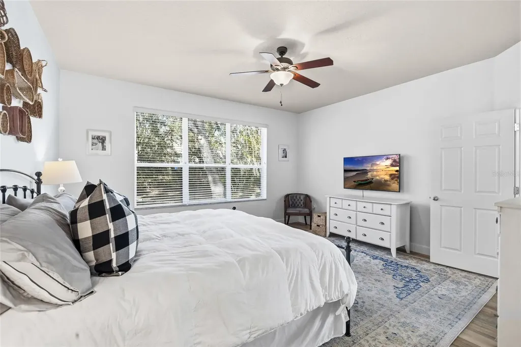 15814 Starling Water Drive Lithia FL 33547