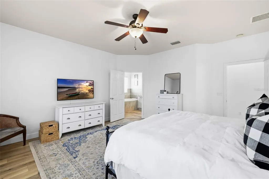 15814 Starling Water Drive Lithia FL 33547